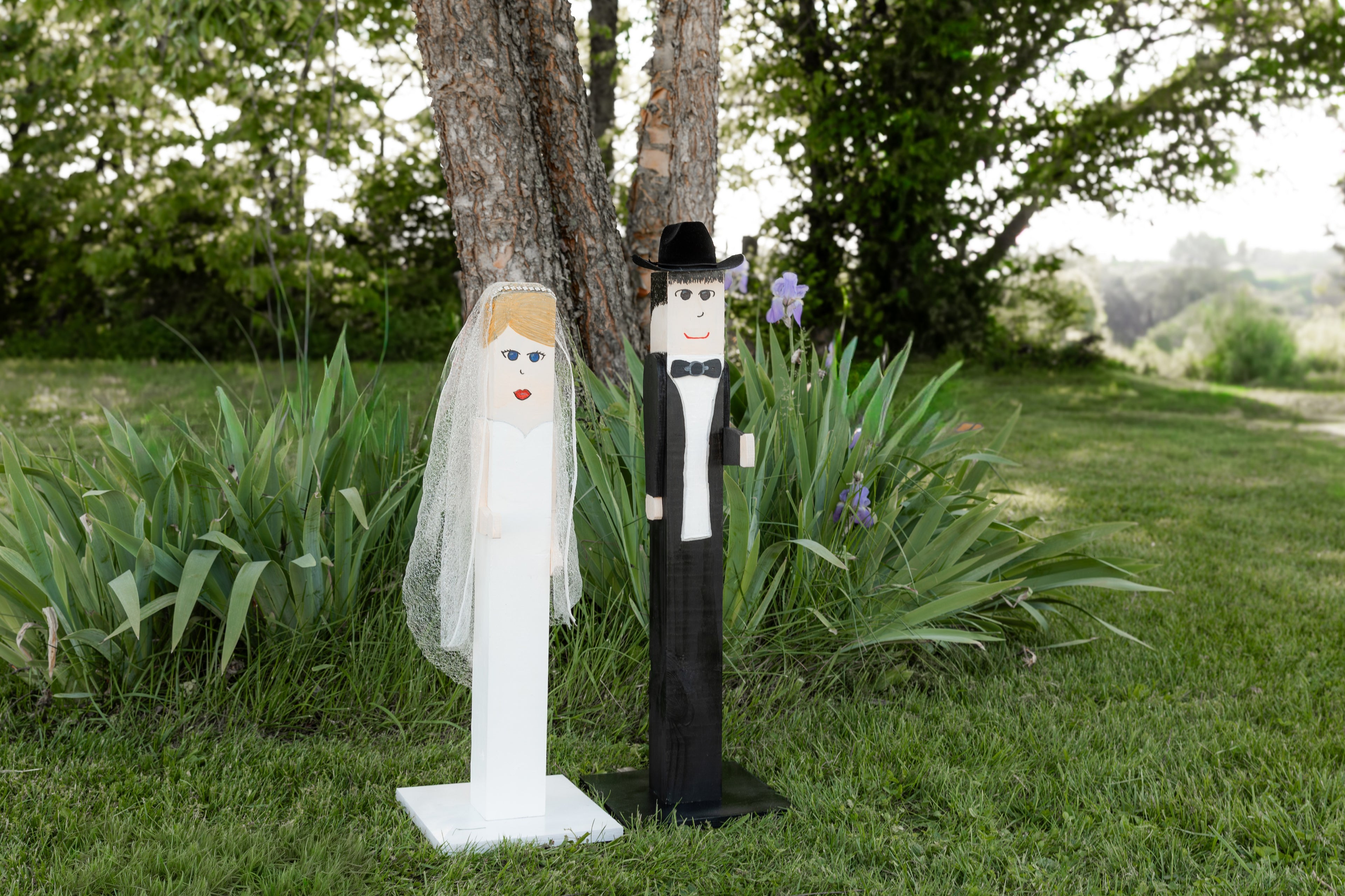 Bride and Groom Prop Decor